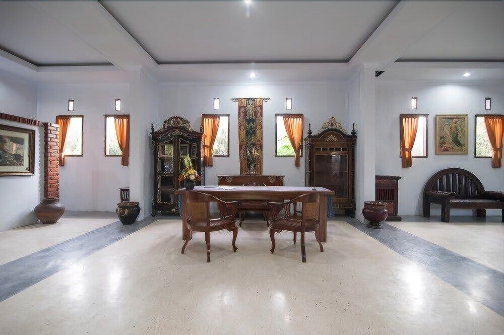 Oyo 1840 Kubu Ubud Hotel Buitenkant foto