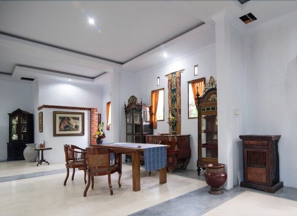 Oyo 1840 Kubu Ubud Hotel Buitenkant foto